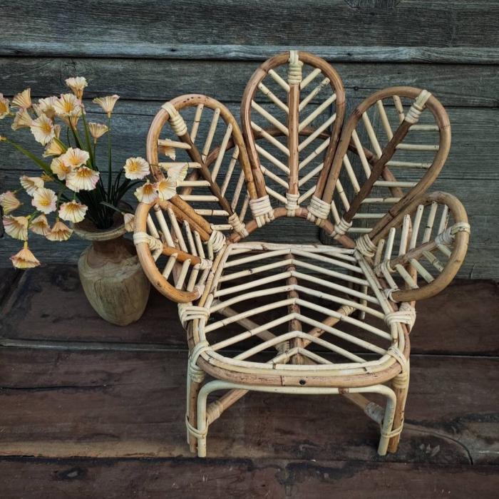 PEACOCK RATTAN MINI CHAIR